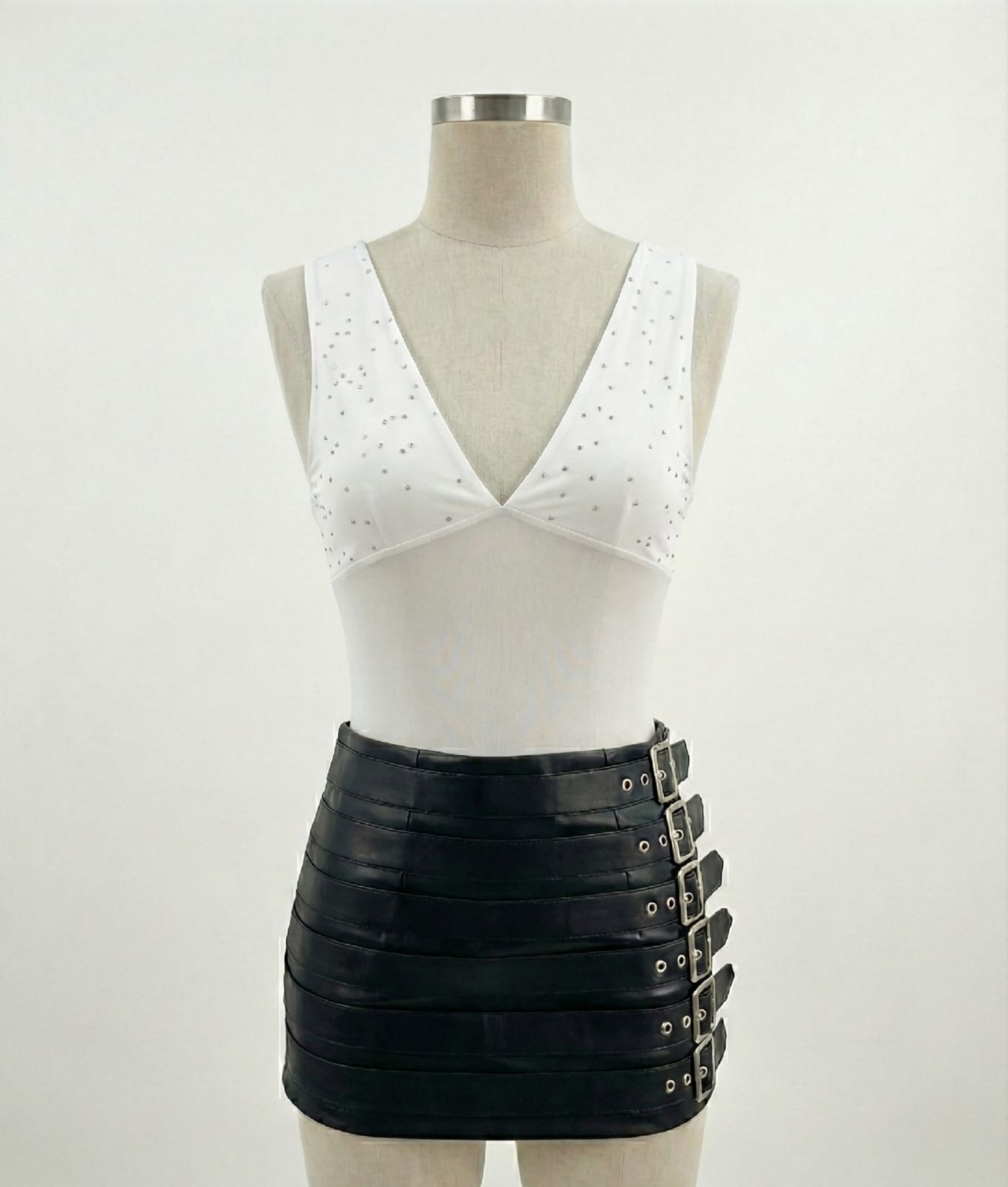 WhatsApp Image 2025-12-01 at 15.22.45